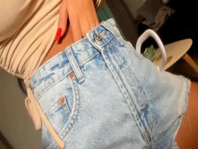 Live sex webcam photo for LoveIsJessika #274594197