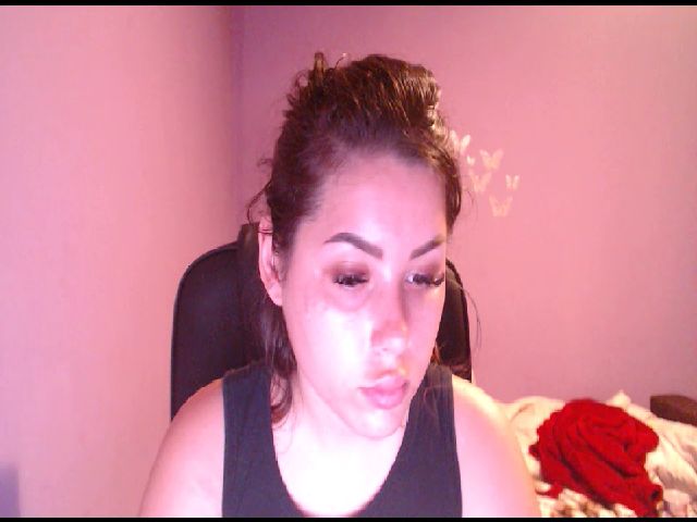 Live sex webcam photo for LoveJulliette #271842401