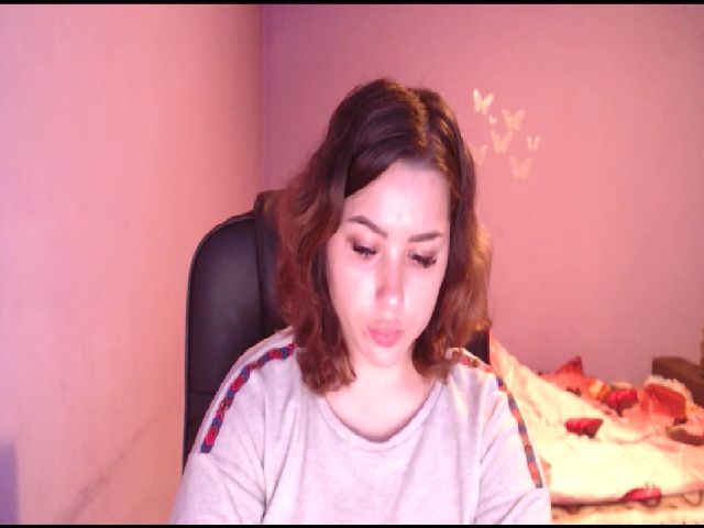 Live sex webcam photo for LoveJulliette #272424739