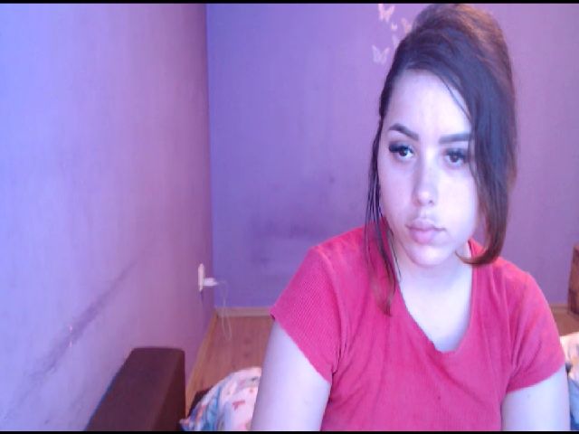 Live sex webcam photo for LoveJulliette #273359136