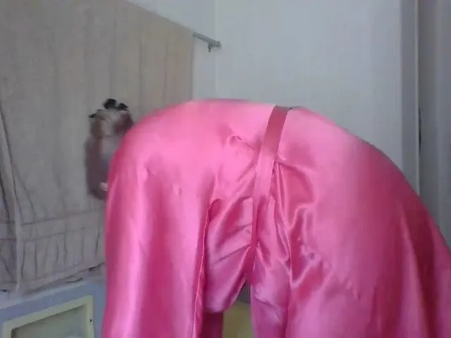 Live sex webcam photo for LoveLexieLust #272738060