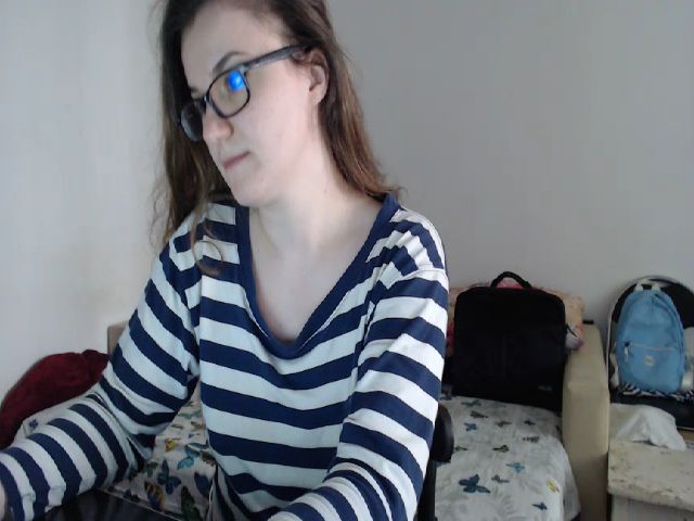 Live sex webcam photo for LovePleasuree #273281206