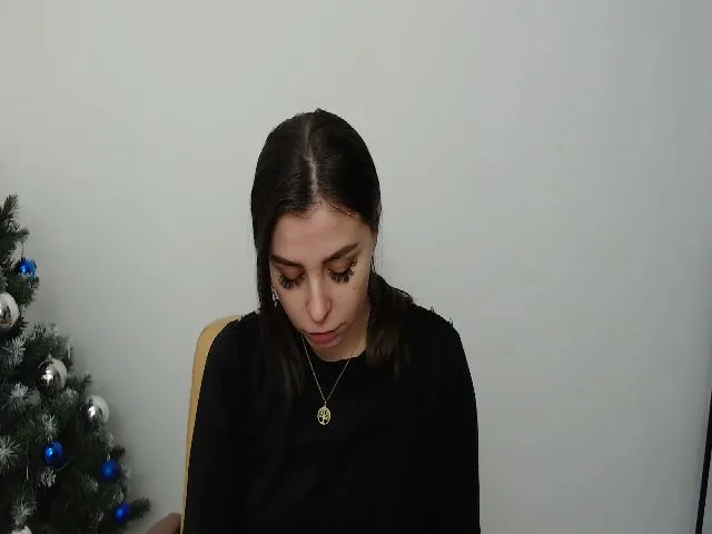 Live sex webcam photo for Love_me__ #271994160