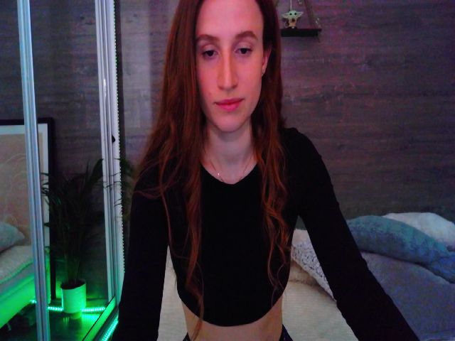 Live sex webcam photo for LovelyBvnny #273108101