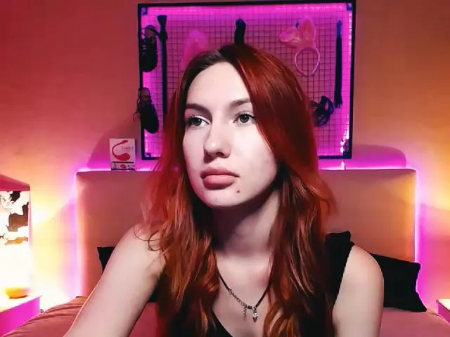 Live sex webcam photo for LovelyGin #274164479
