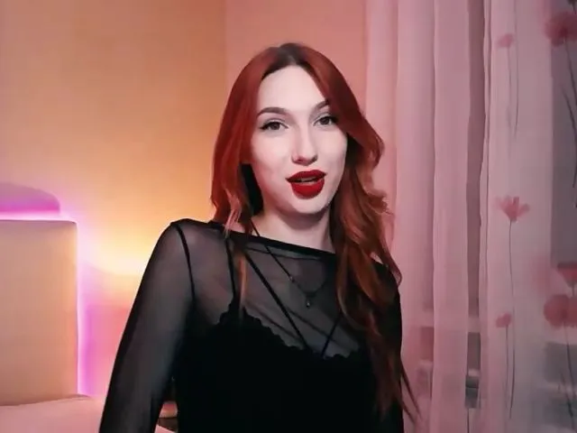 Live sex webcam photo for LovelyGin #274208302