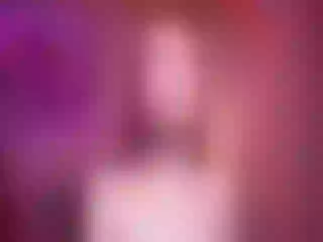 Live sex webcam photo for LovelyGin #274237335