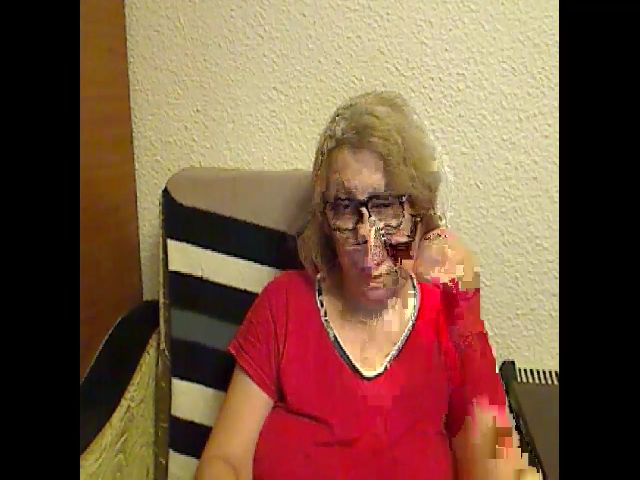 Live sex webcam photo for LovelyGinny #272234634