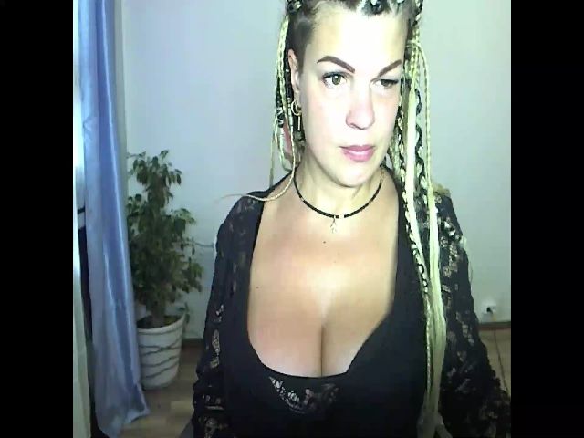 Live sex webcam photo for Lovely_34EE #274330919