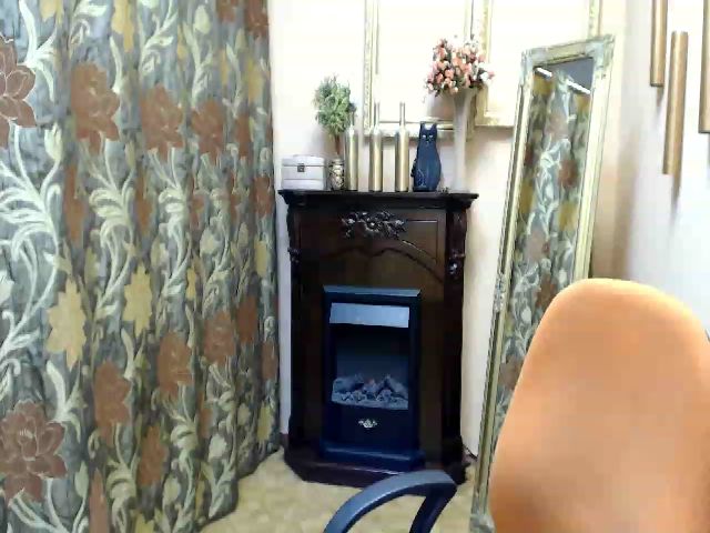 Live sex webcam photo for Lovely_Woman_ #272144826