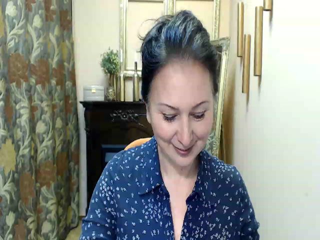 Live sex webcam photo for Lovely_Woman_ #272916541