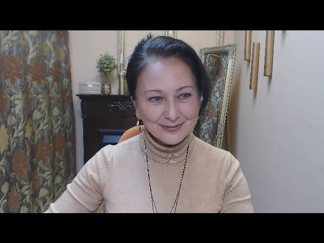 Live sex webcam photo for Lovely_Woman_ #273270436