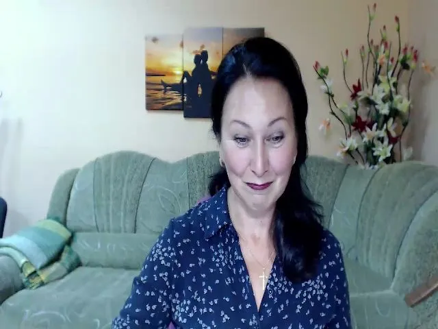 Live sex webcam photo for Lovely_Woman_ #274553273