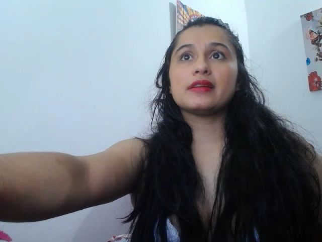 Live sex webcam photo for Lovingdollx #271797814