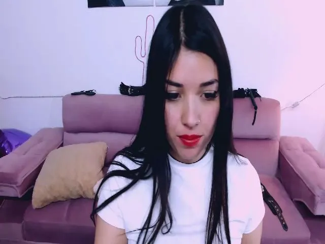 Live sex webcam photo for Luci_moon1 #273096815
