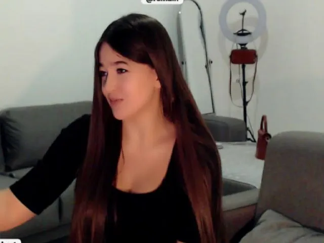 Live sex webcam photo for Lucky_V #272400769