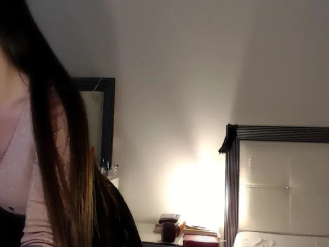 Live sex webcam photo for Lucky_V #273614450