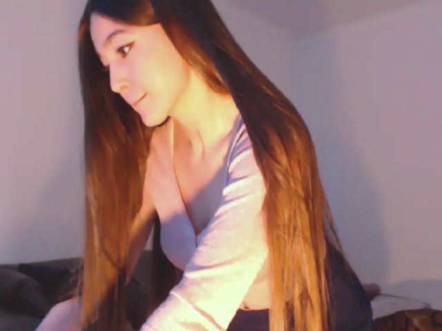 Live sex webcam photo for Lucky_V #274230956