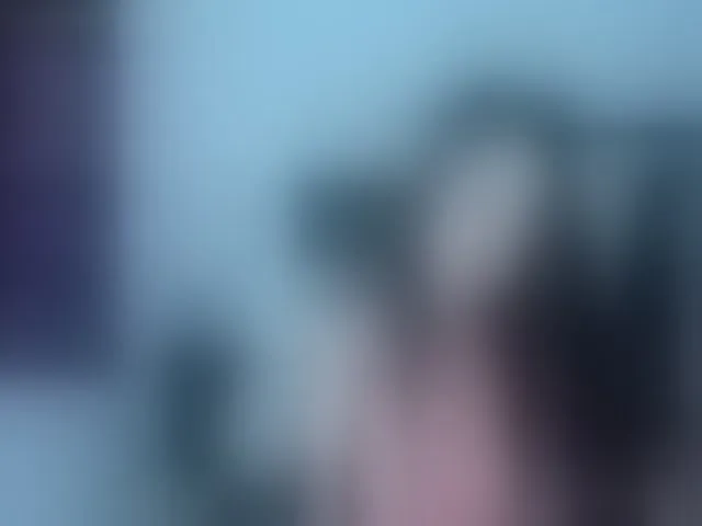Live sex webcam photo for Lucy_21_ #272056408