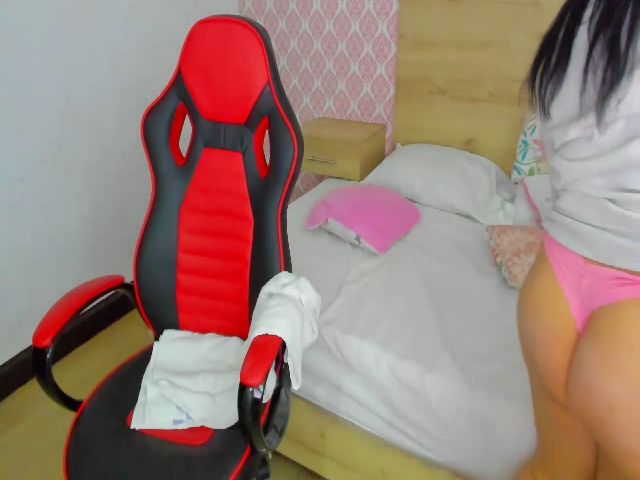 Live sex webcam photo for Lucy_park #272693134