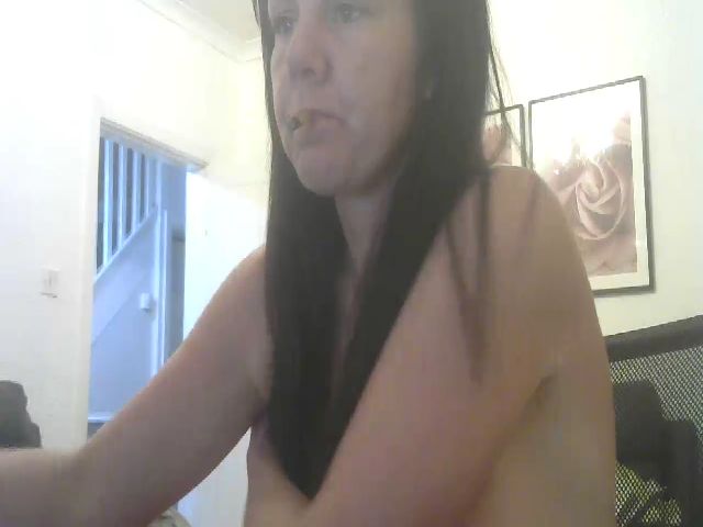 Live sex webcam photo for Lucylikesx #273224646