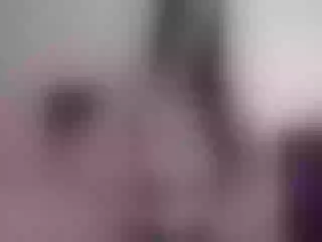 Live sex webcam photo for LuliLiz #273646420