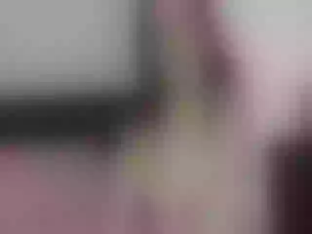Live sex webcam photo for LuliLiz #274013191