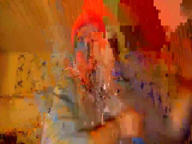 Live sex webcam photo for LuluDumy7 #272615047