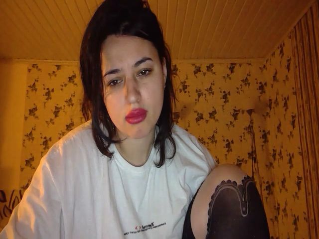 Live sex webcam photo for LuluDumy7 #272744056