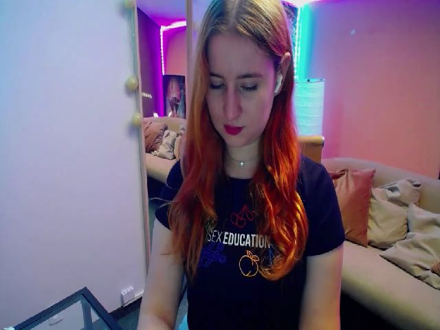 Live sex webcam photo for LunaFoxy #273762925