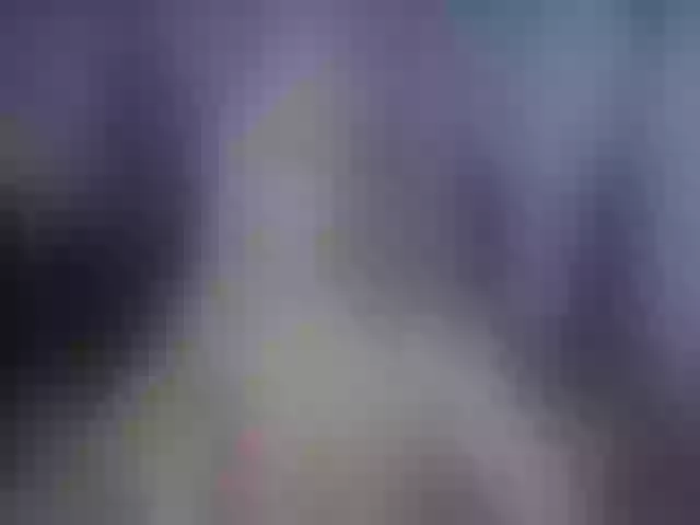 Live sex webcam photo for LunaWolfie #273075772