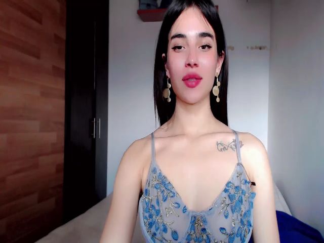 Live sex webcam photo for Luna_candyy #272180626