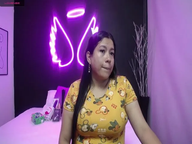 Live sex webcam photo for Luna_gamer4k #271805568