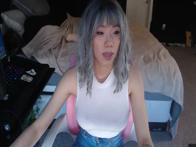 Live sex webcam photo for LunariGoddess #272209233