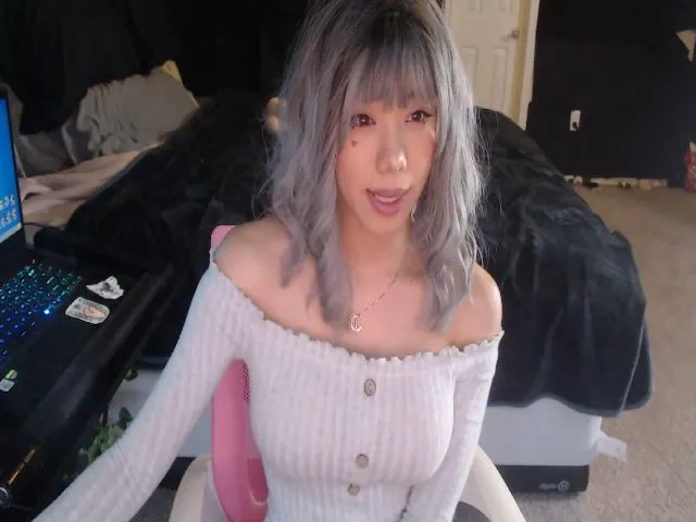 Live sex webcam photo for LunariGoddess #272258648