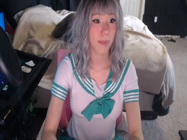 Live sex webcam photo for LunariGoddess #272472336