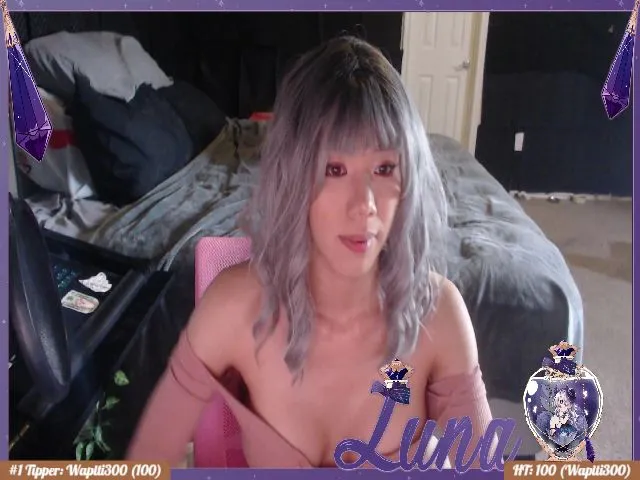 Live sex webcam photo for LunariGoddess #272650670