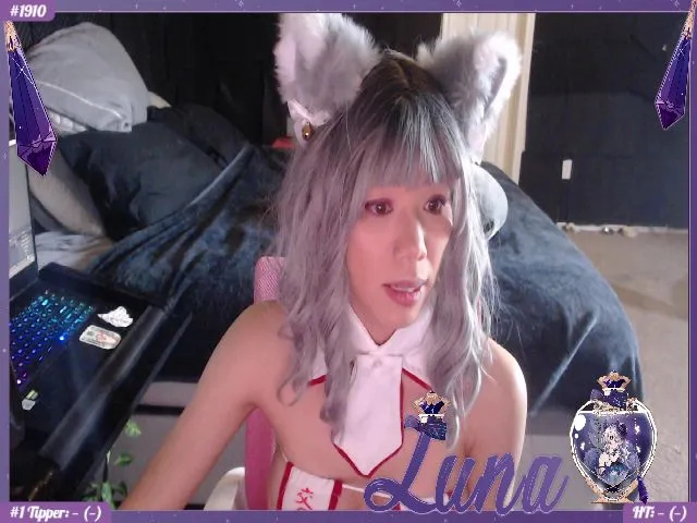 Live sex webcam photo for LunariGoddess #272693948