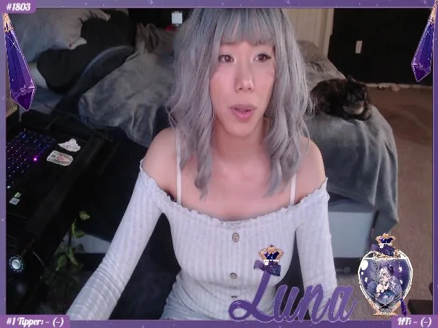 Live sex webcam photo for LunariGoddess #272730085
