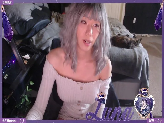Live sex webcam photo for LunariGoddess #272730221