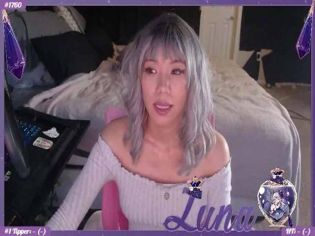 Live sex webcam photo for LunariGoddess #272925283
