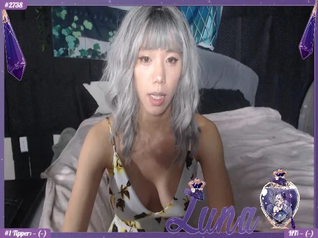 Live sex webcam photo for LunariGoddess #273499133