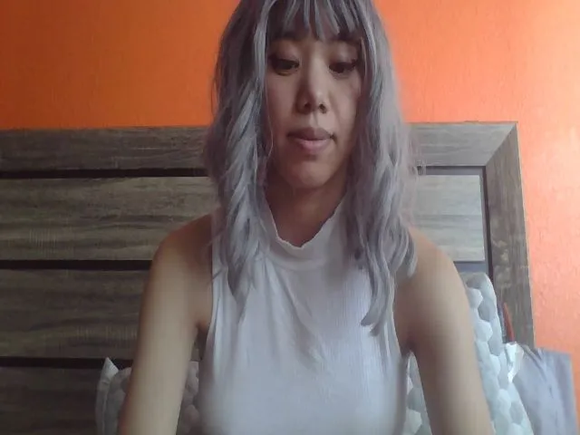 Live sex webcam photo for LunariGoddess #273840248
