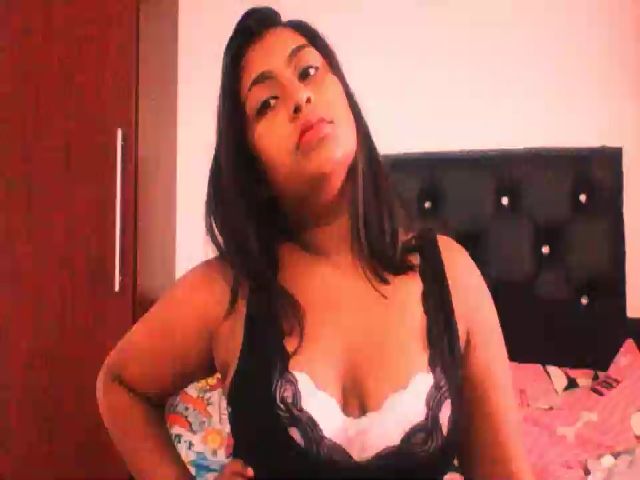 Live sex webcam photo for Lusciouslucy7 #272040320