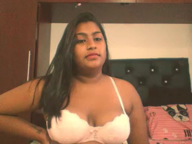 Live sex webcam photo for Lusciouslucy7 #272053370