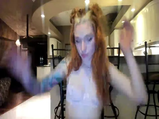 Live sex webcam photo for Luubeam #271987397