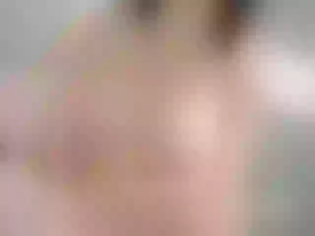 Live sex webcam photo for LuvGeorgia #273109912