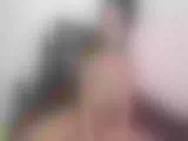 Live sex webcam photo for LuxeDoll #272248846