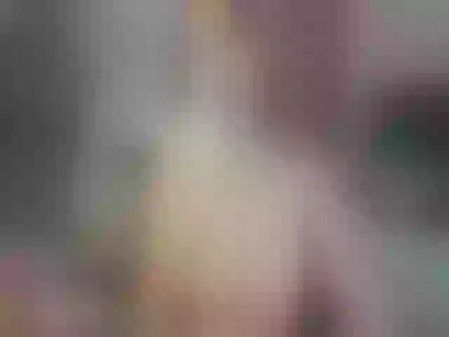 Live sex webcam photo for Ly_mor_ #271977798