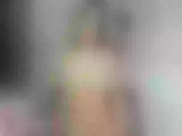 Live sex webcam photo for Ly_mor_ #272170479